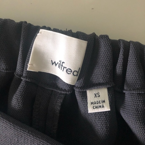 Wilfred shorts - Picture 4 of 4